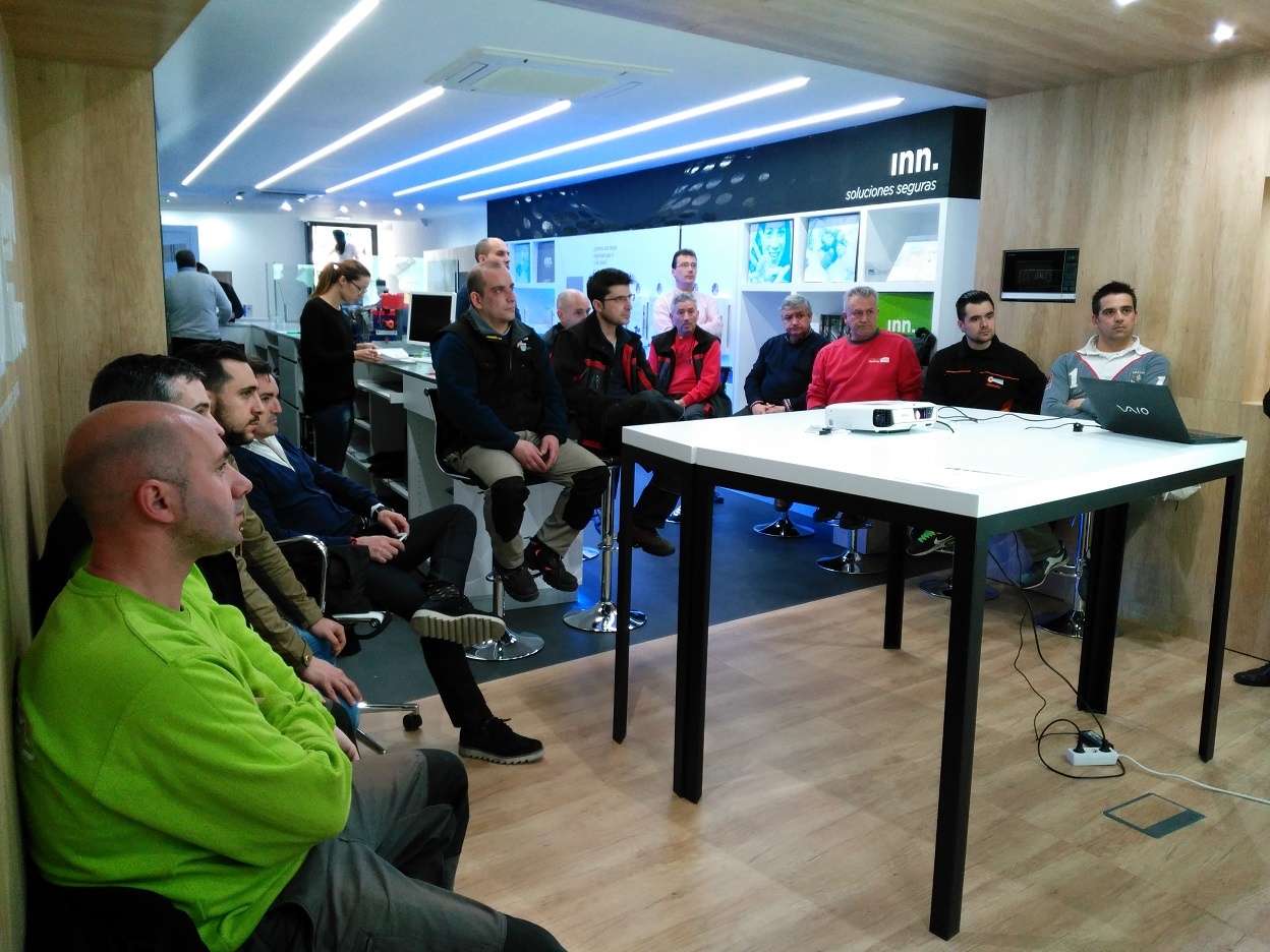 Talleres escudos seguridad DIsec by Securitypointmadrid