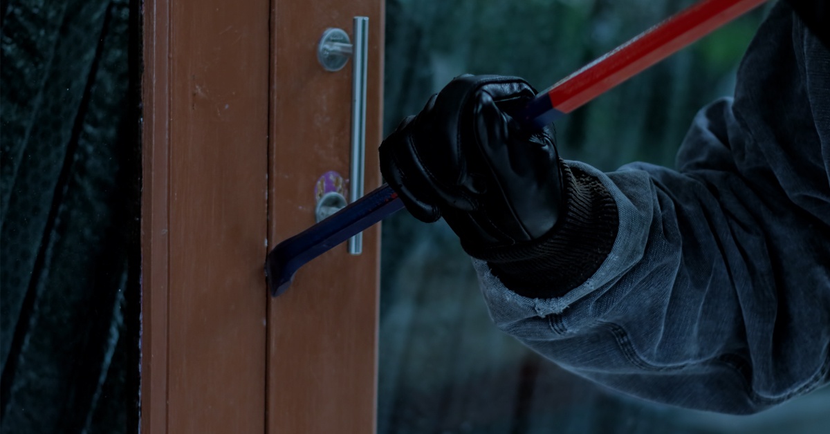 Cómo marcan los pisos los ladrones para robar